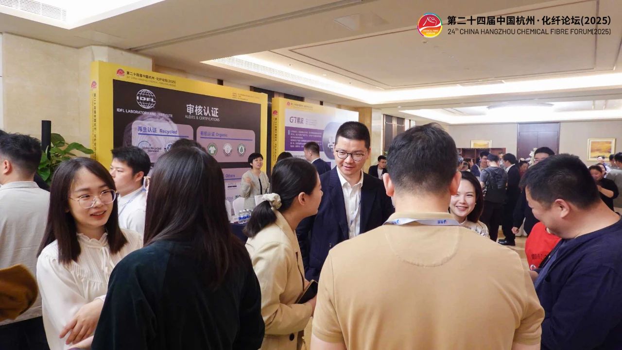 c846bae869f4eec577ae68e5779d7376.jpg